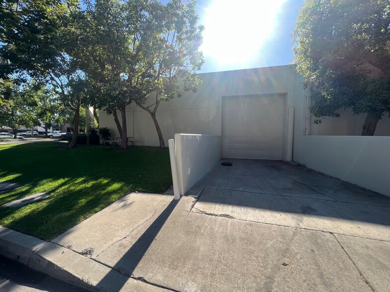 5462 Diaz St, Irwindale, CA for lease - Building Photo - Image 2 of 9