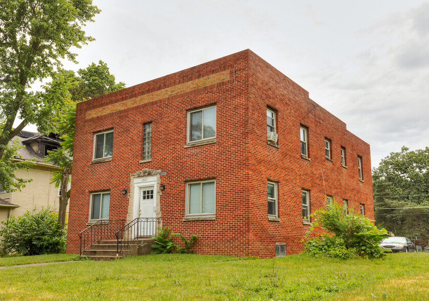 1327 13th St, Des Moines, IA for sale - Primary Photo - Image 1 of 1