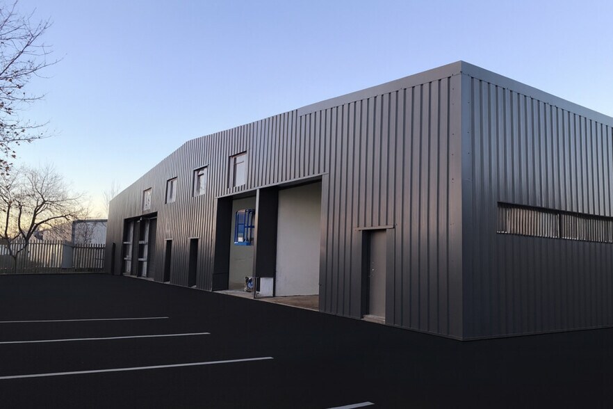 Sandars Rd, Gainsborough à louer - Photo du bâtiment - Image 3 de 3