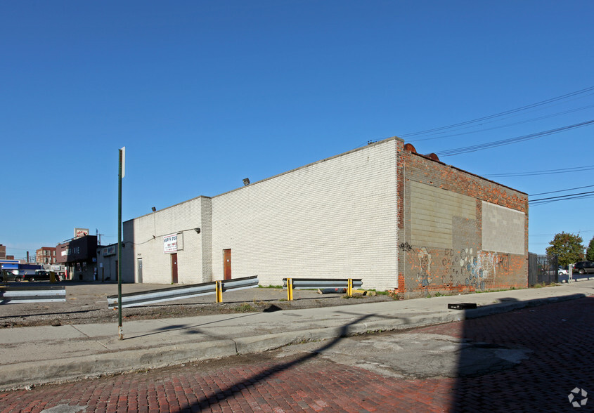 1400 W Fort St, Detroit, MI for sale - Primary Photo - Image 1 of 1