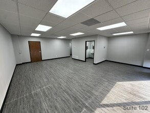 2604 W Marshall Dr, Grand Prairie, TX for lease Building Photo- Image 1 of 9