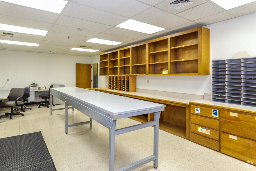 910 K St, Sacramento, CA for lease - Interior Photo - Image 2 of 25