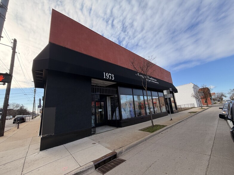 1973 Division Ave S, Grand Rapids, MI à vendre - Photo du bâtiment - Image 2 de 2
