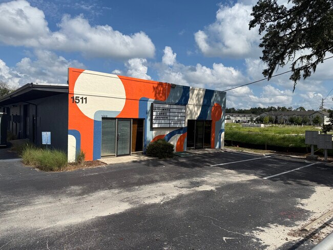 Plus de détails pour 1495 Seminola Blvd, Casselberry, FL - Commerce de détail, Industriel à louer