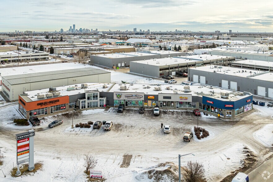 15505-15531 118th Ave, Edmonton, AB à louer - Aérien - Image 3 de 4