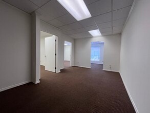 1050 Rosecrans St, San Diego, CA for lease Building Photo- Image 1 of 9