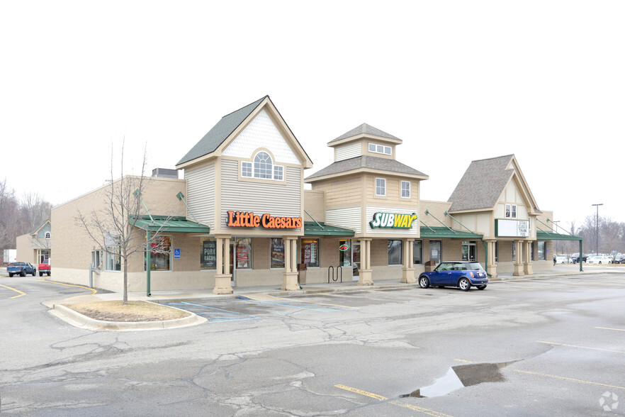 2600-2680 Pointe Tremble Rd, Algonac, MI for lease - Building Photo - Image 3 of 10