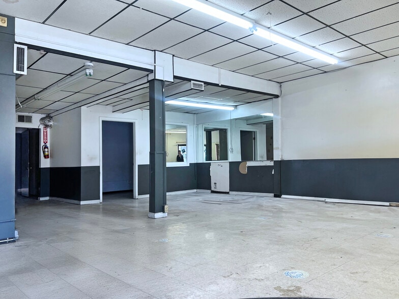 3253 Middlefield Rd, Menlo Park, CA for sale - Building Photo - Image 3 of 28