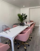 1041 N Formosa Ave, West Hollywood, CA for lease Interior Photo- Image 2 of 3