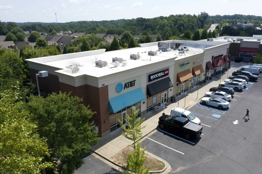 881 Ridgewalk Pky, Woodstock, GA for sale - Building Photo - Image 2 of 5