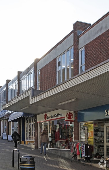 19 Peckingham St, Halesowen for lease - Building Photo - Image 2 of 2