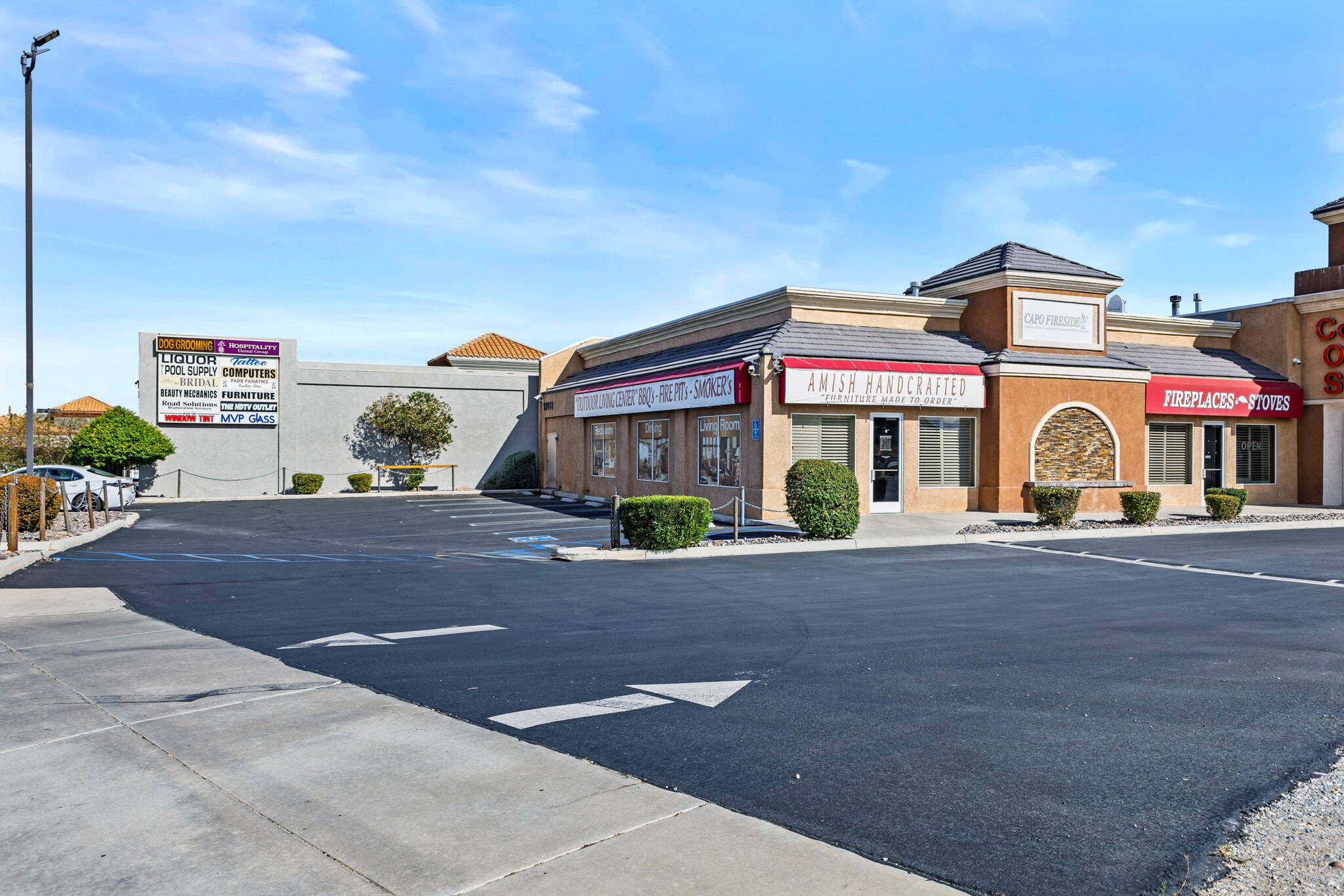 12033 Mariposa Rd, Hesperia, CA for lease Building Photo- Image 1 of 26