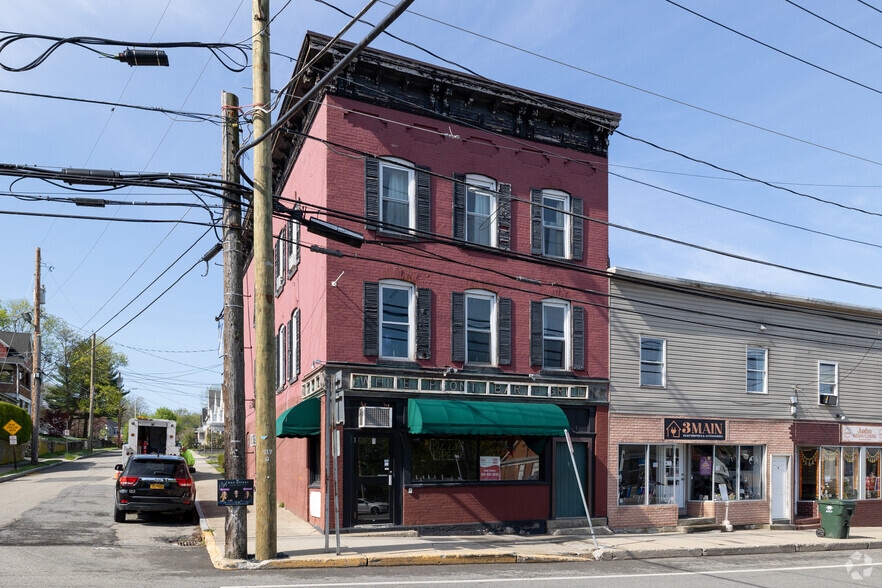 1 Main St, Walden, NY for sale - Primary Photo - Image 1 of 2