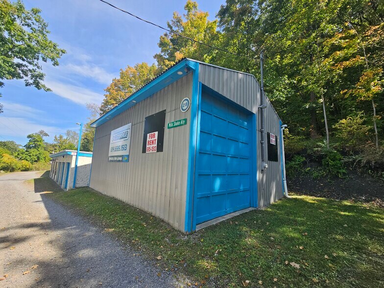 126 Milk Shake Aly aly, Duncansville, PA for lease - Building Photo - Image 2 of 5