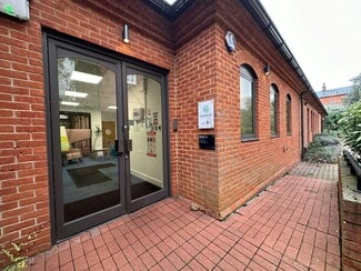 Plus de détails pour 9-11 Bromham Rd, Bedford - Bureau à louer