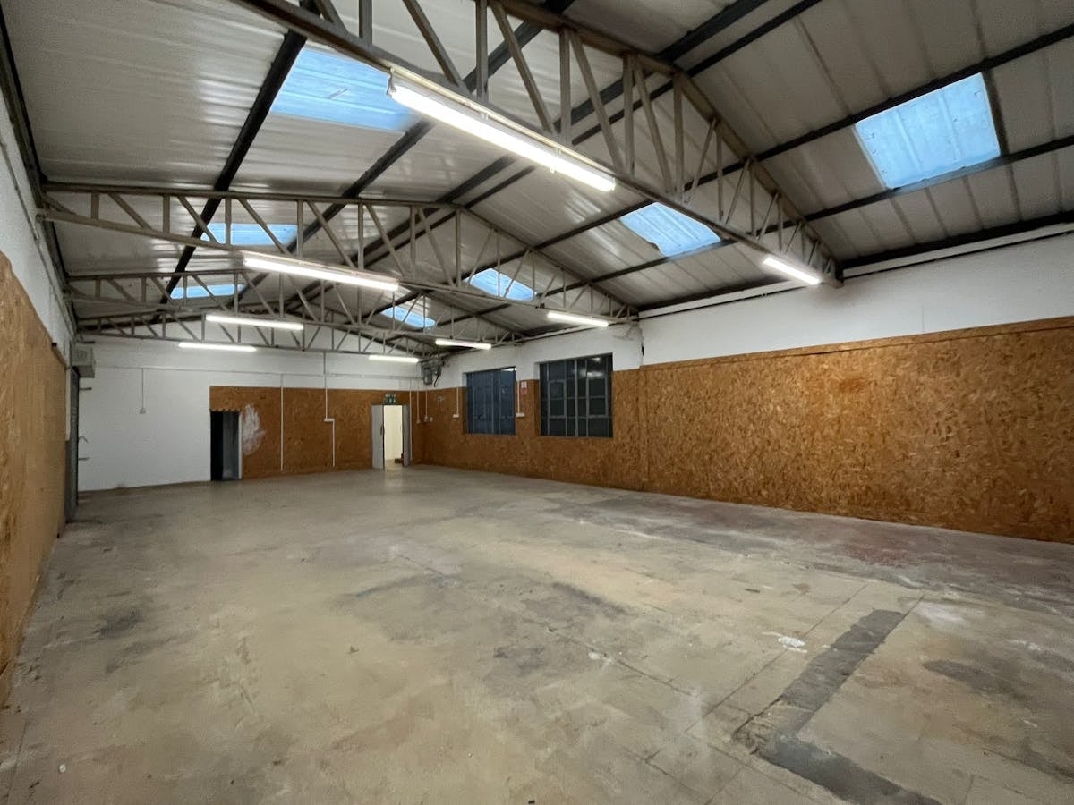 4 Lammas Rd, Londres à louer Photo intérieure- Image 1 de 5