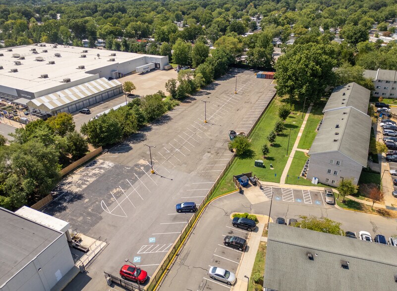 7846 Richmond Hwy, Alexandria, VA for lease - Aerial - Image 1 of 2