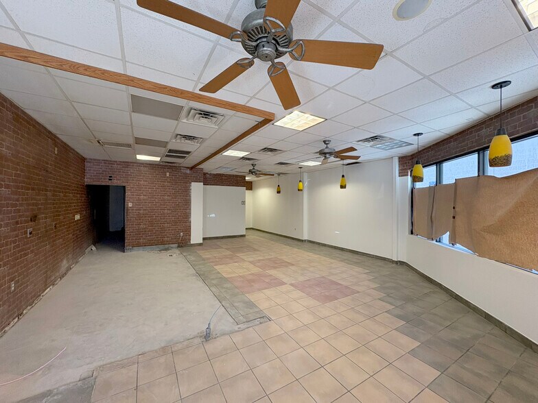 1777 W 38th Ave, Denver, CO à louer - Photo du bâtiment - Image 3 de 4