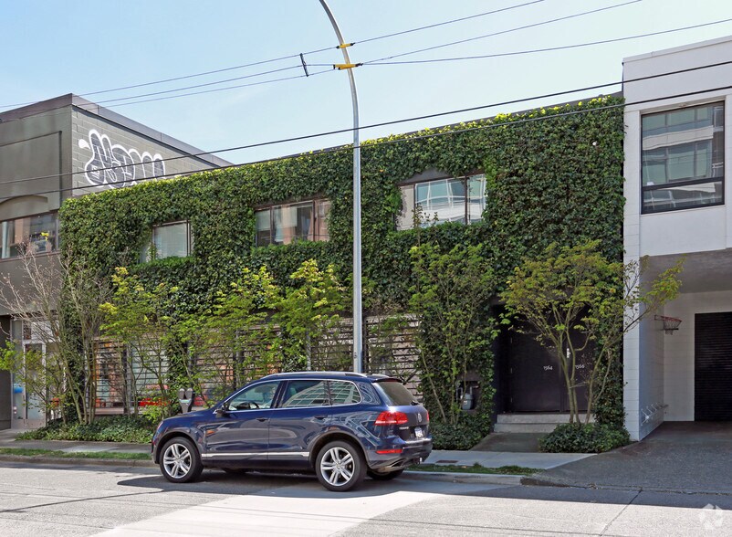 1564-1566 W 6th Ave, Vancouver, BC for sale - Primary Photo - Image 1 of 1