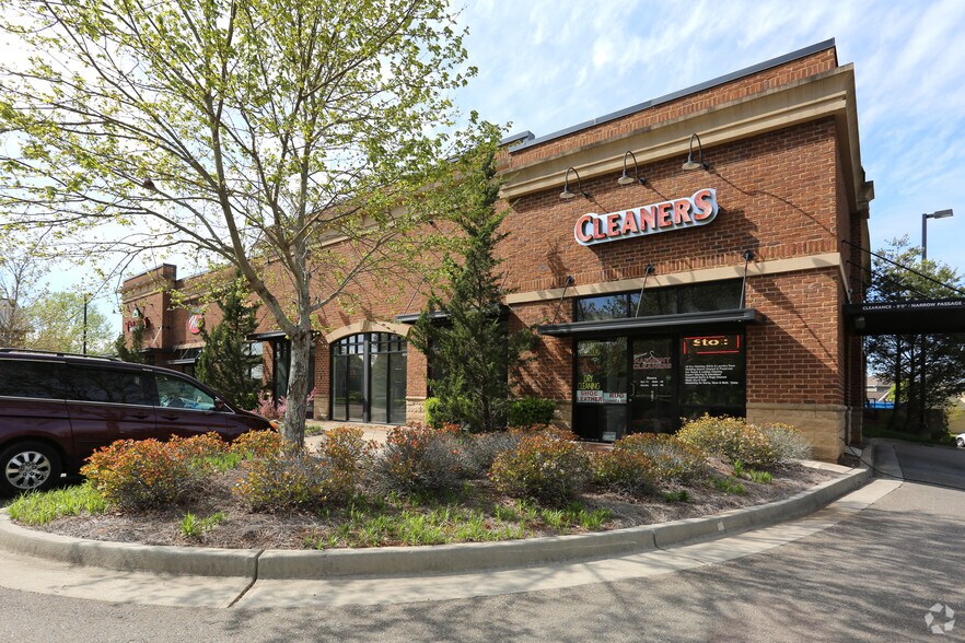 402 Argonne Ter, Canton, GA à louer - Photo du bâtiment - Image 2 de 16