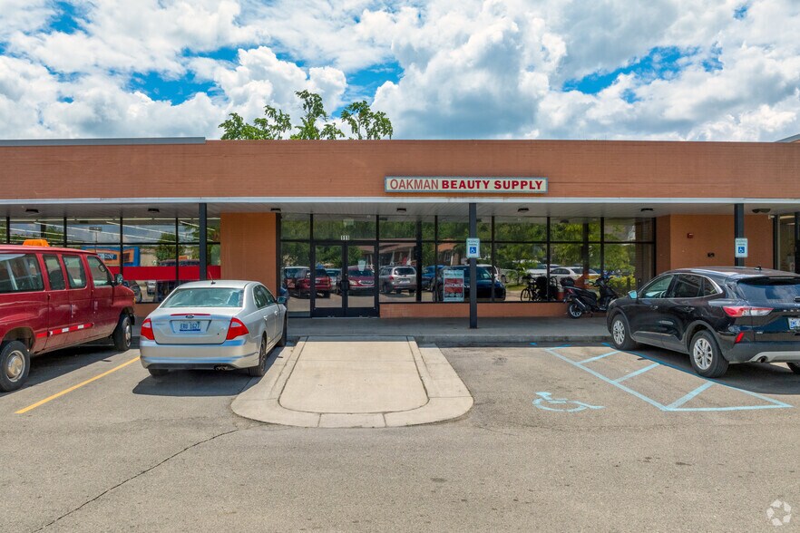 109-115 W Prospect St, Jackson, MI à louer - Photo du bâtiment - Image 2 de 5