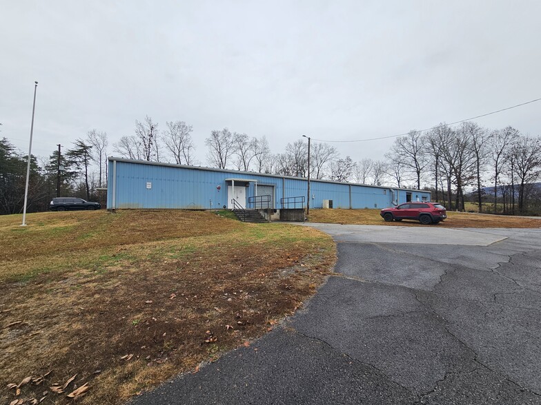 205 Industrial Pike, Whitwell, TN for sale - Building Photo - Image 3 of 36