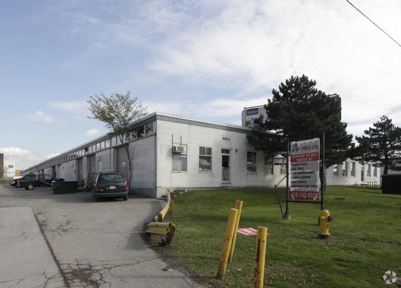 355-403 Signet Dr, Toronto, ON à louer - Photo du bâtiment - Image 2 de 2