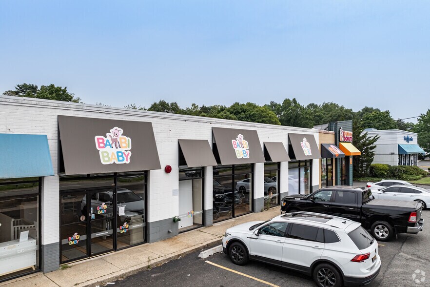 516 Walt Whitman Rd, Melville, NY for lease - Building Photo - Image 3 of 4