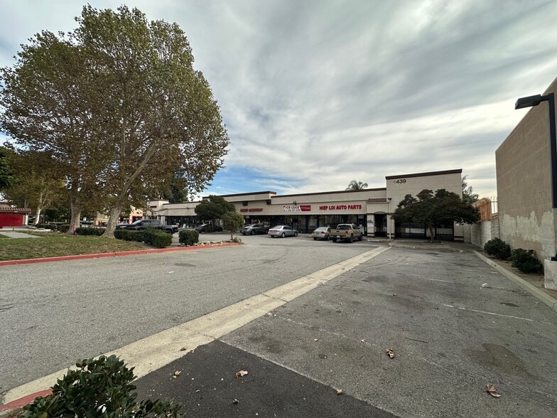 4439 Mission Blvd, Montclair, CA à louer - Photo du bâtiment - Image 3 de 14