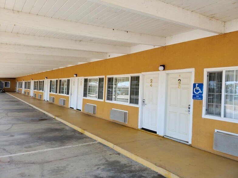 4930 Country Rd 99 W, Dunnigan, CA à vendre - Photo du bâtiment - Image 3 de 8