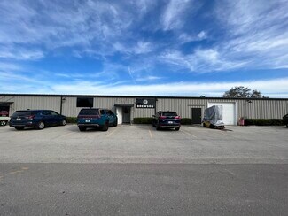 Plus de détails pour 5704-5720 Lawton Dr, Sarasota, FL - Industriel à louer