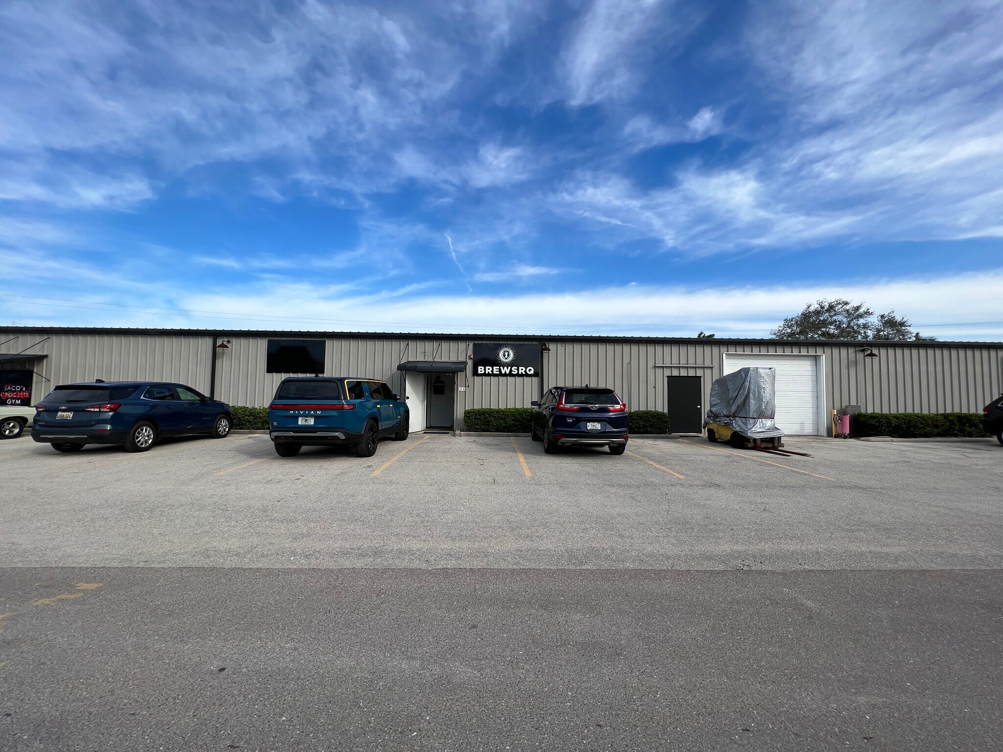 5704-5720 Lawton Dr, Sarasota, FL à louer Photo du bâtiment- Image 1 de 6