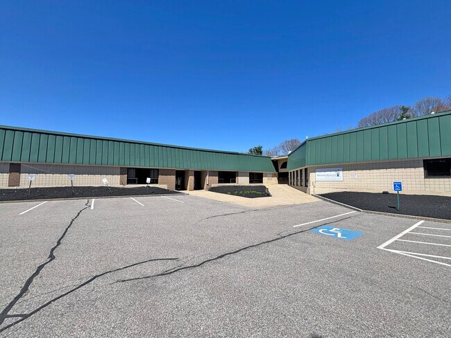 Plus de détails pour 124 Heritage Ave, Portsmouth, NH - Local d'activités, Industriel à louer
