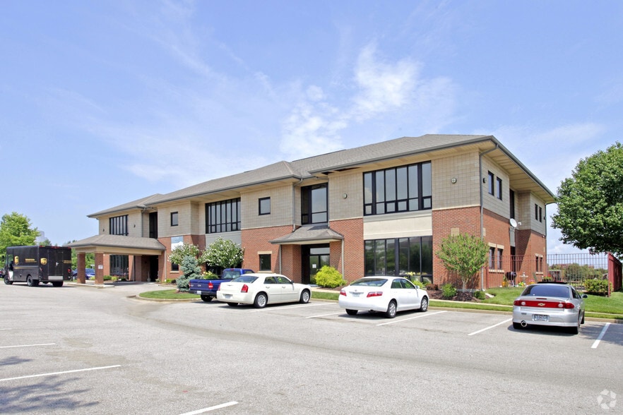 115 Piper Hill Dr, Saint Peters, MO for sale - Building Photo - Image 3 of 31