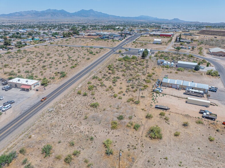 SWC Selma & Stockton Hill, Kingman, AZ à vendre - Aérien - Image 2 de 12