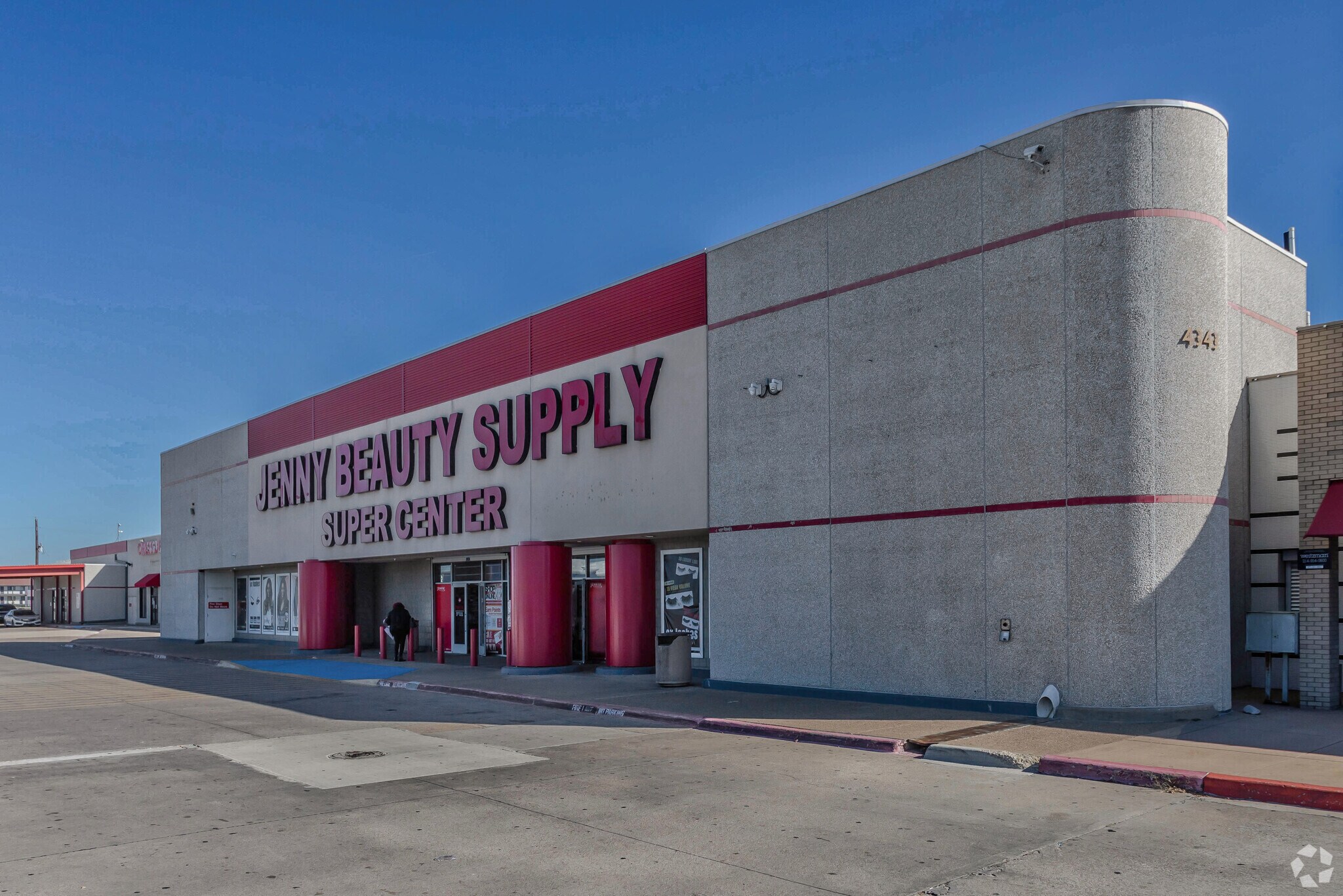 4343 Gannon Ln, Dallas, TX à louer Photo du bâtiment- Image 1 de 7