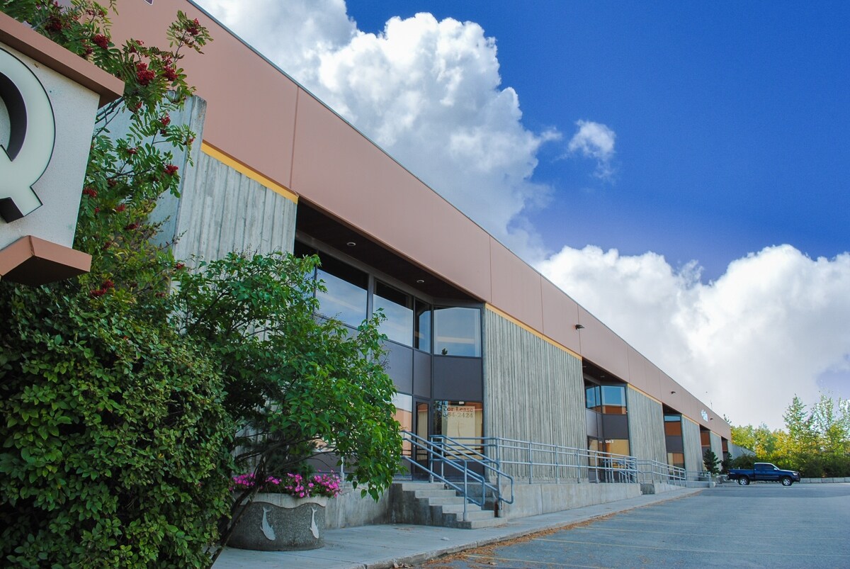 11901-12201 Industry Way, Anchorage, AK à louer Photo du bâtiment- Image 1 de 45