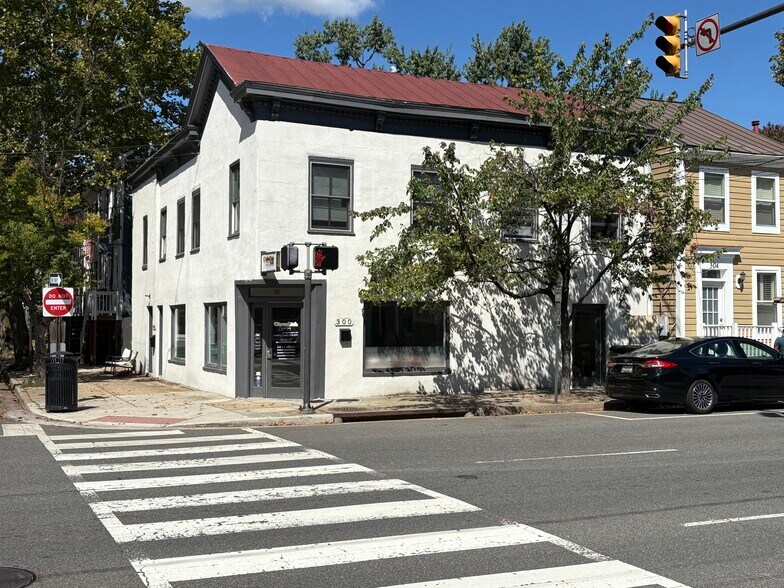300 N Patrick St, Alexandria, VA à vendre - Photo du bâtiment - Image 3 de 8