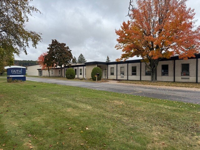 225 S 28th Ave, Wausau, WI à vendre - Photo du bâtiment - Image 1 de 15