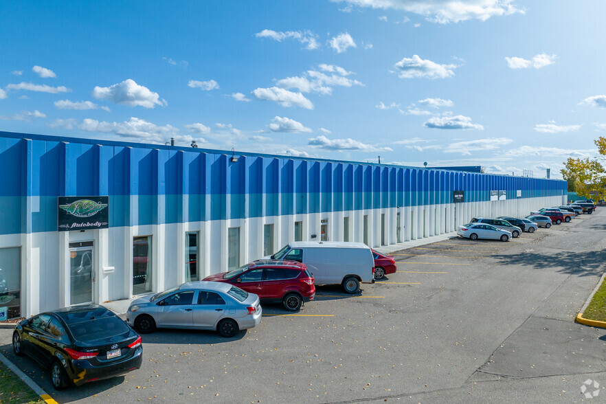 4451 61st Ave SE, Calgary, AB for lease - Building Photo - Image 2 of 8