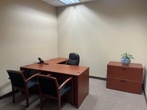 1000 Town Center Dr, Oxnard, CA à louer Photo intérieure- Image 1 de 1