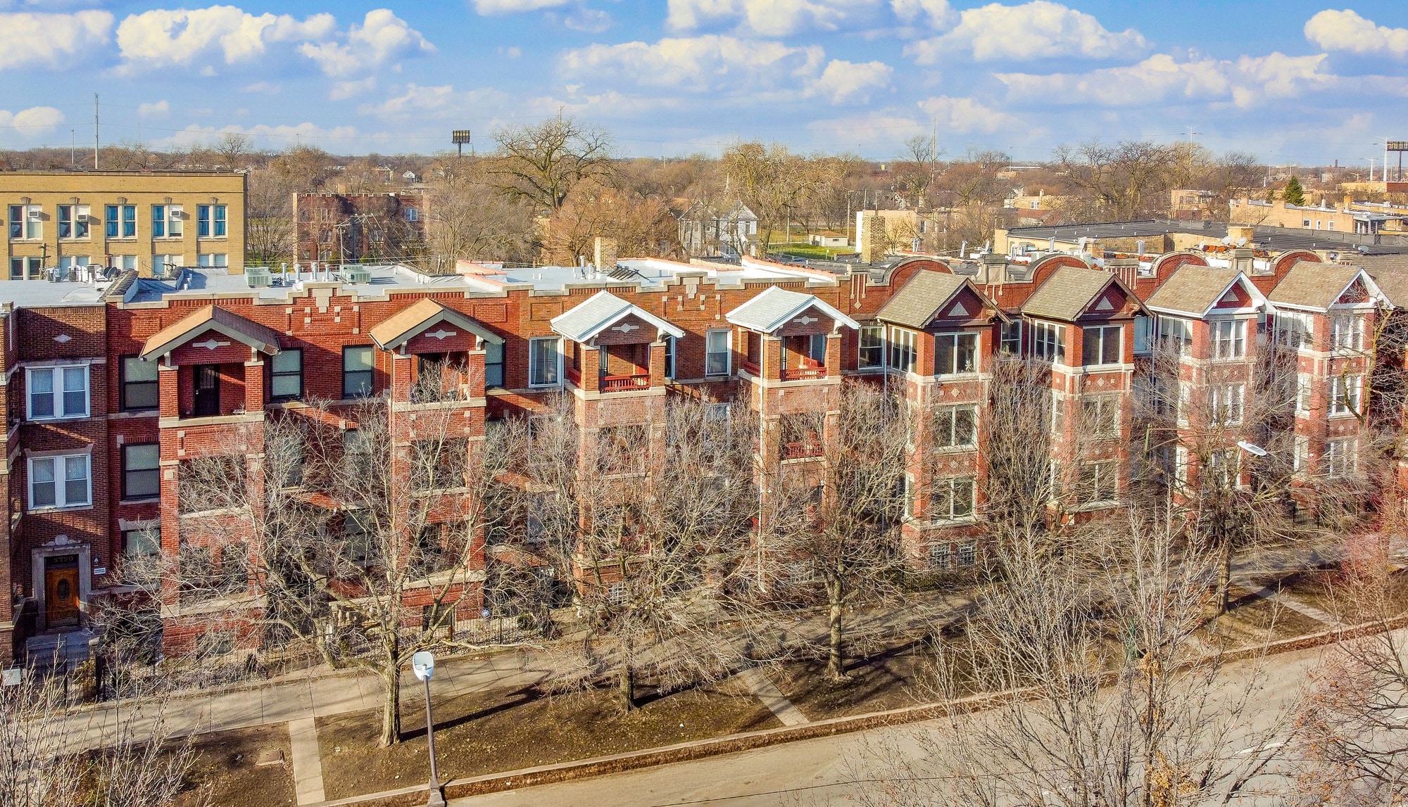 5720 S Michigan Ave, Chicago, IL for sale Primary Photo- Image 1 of 6