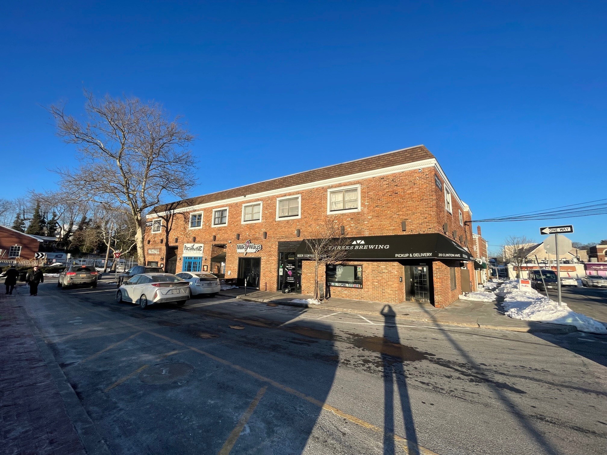 50 Gerard St, Huntington, NY à louer Photo du bâtiment- Image 1 de 2