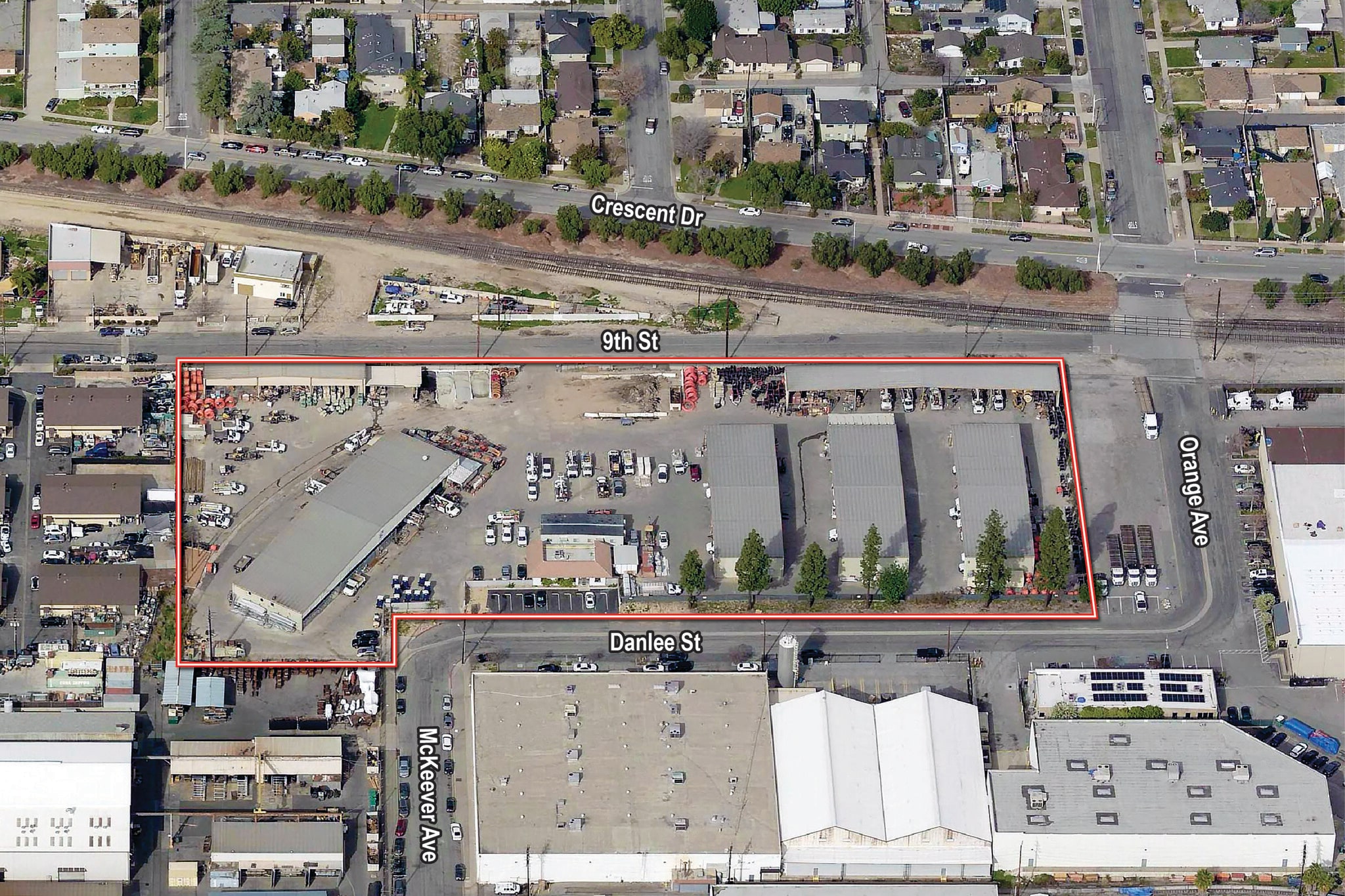 555 W Danlee St, Azusa, CA for lease Building Photo- Image 1 of 9