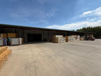 Plus de détails pour 11647 Armetco Dr, Justin, TX - Industriel à louer