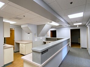 100 Boston Rd, Groton, MA for lease Interior Photo- Image 2 of 4