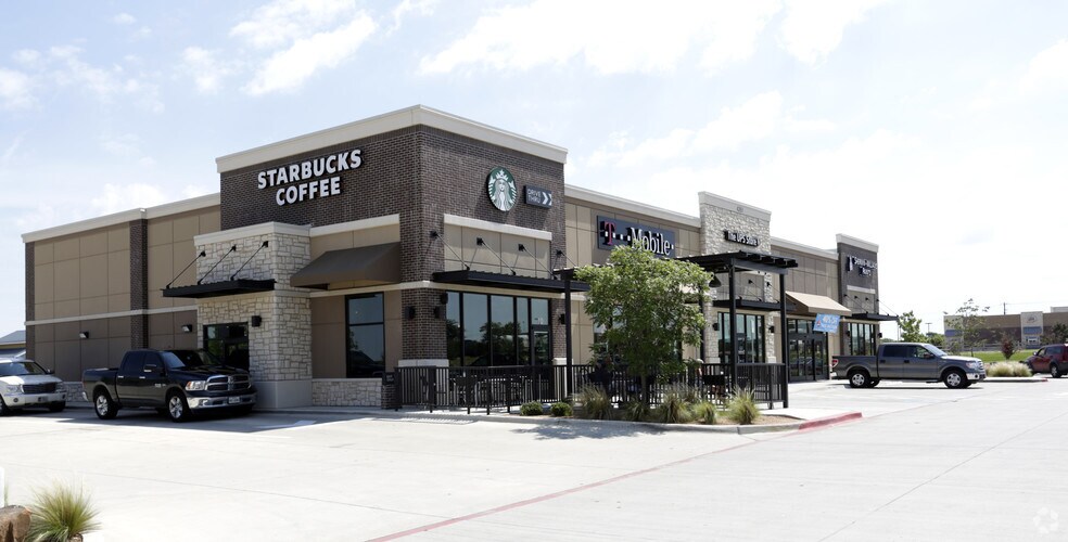 4325 E University Dr, Prosper, TX à louer - Photo du bâtiment - Image 2 de 8