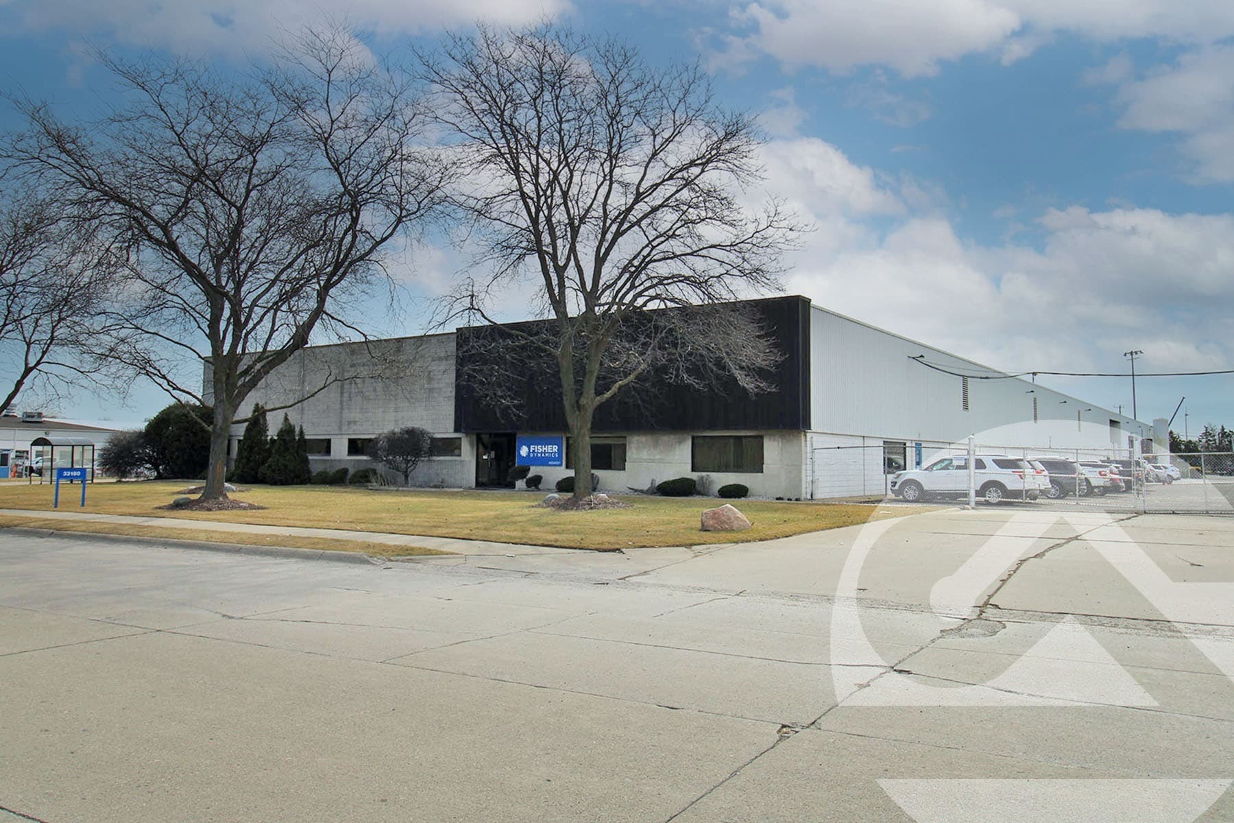 33180 Fisher Dr, Saint Clair Shores, MI for lease Primary Photo- Image 1 of 9