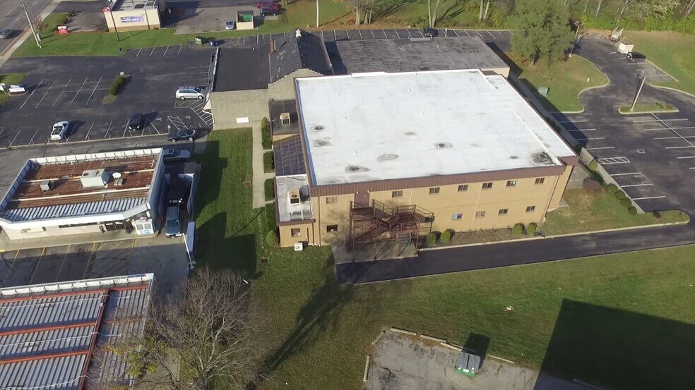 1340-1350 N Fairfield Rd, Dayton, OH à vendre - Vidéo sur l’inscription commerciale - Image 2 de 10