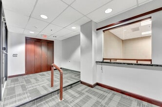 2200 Fletcher Ave, Fort Lee, NJ for lease Interior Photo- Image 1 of 11